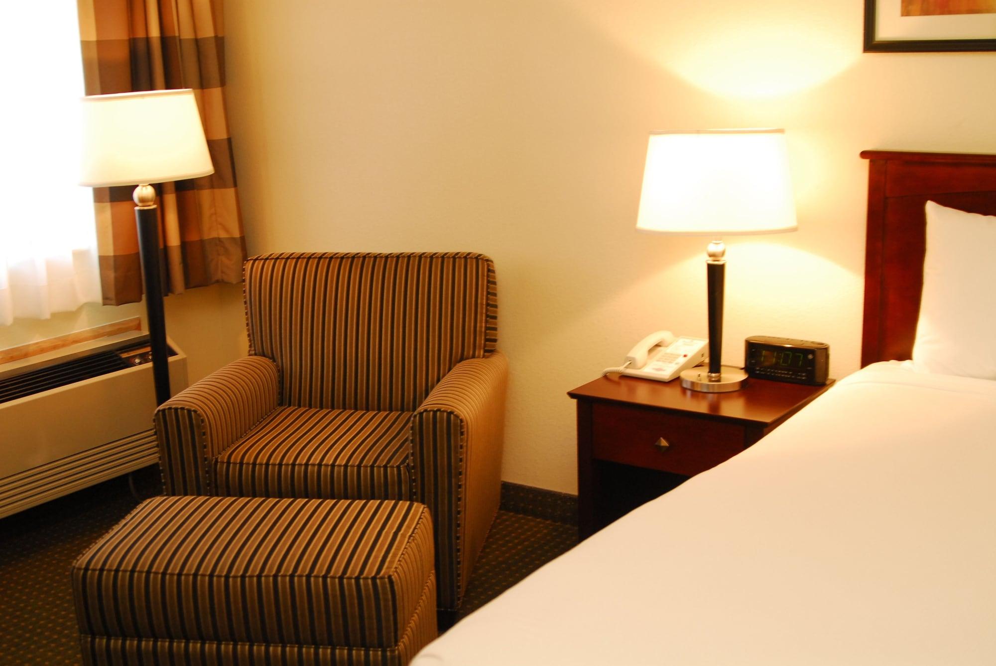 Ramada By Wyndham Bettendorf Extérieur photo