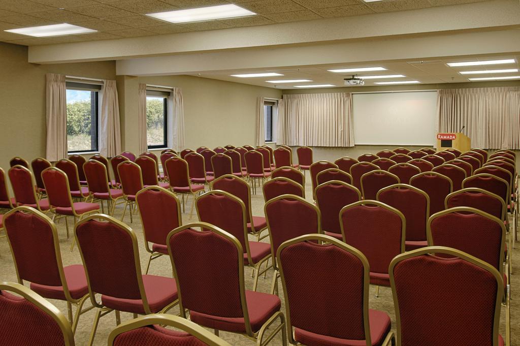 Ramada By Wyndham Bettendorf Facilités photo