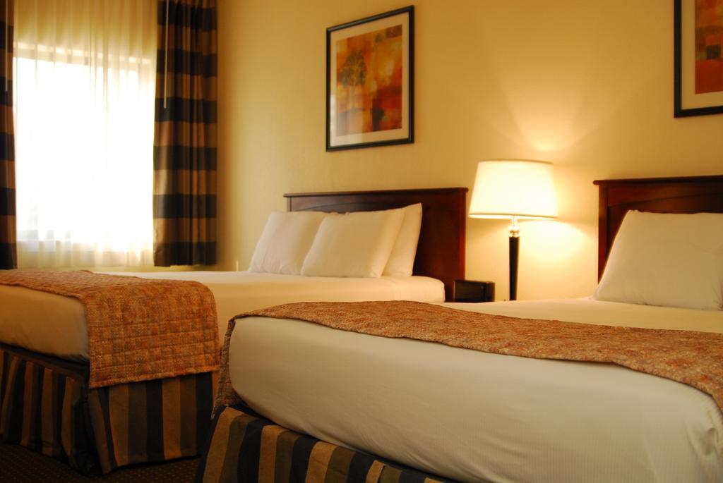 Ramada By Wyndham Bettendorf Chambre photo